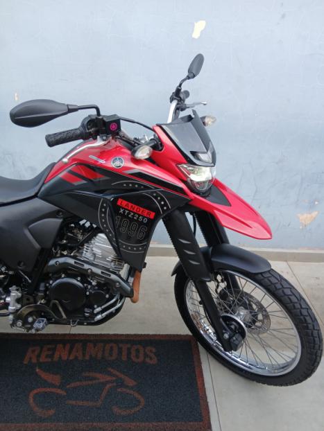 YAMAHA XTZ 250 LANDER, Foto 6