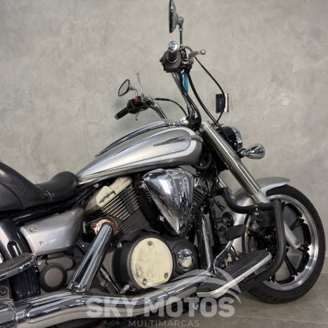 YAMAHA XVS MidnightStar 950, Foto 8