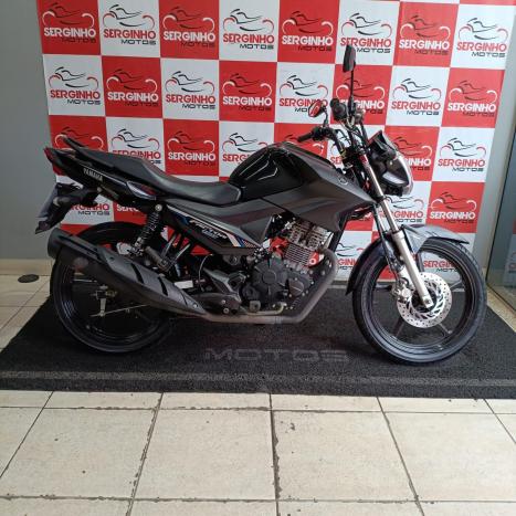 YAMAHA YBR 125 E, Foto 1