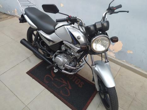 YAMAHA YBR 125 E, Foto 9