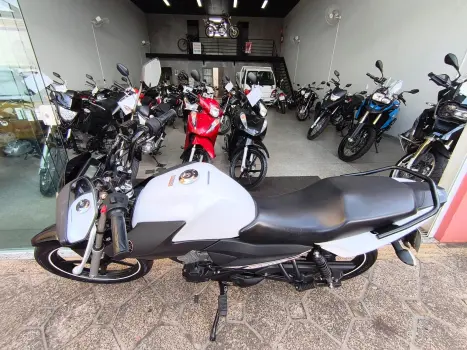 YAMAHA YBR 150 FACTOR ED, Foto 4