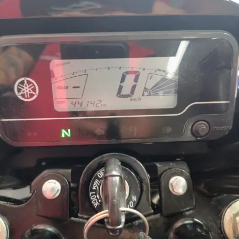 YAMAHA YBR 150 FACTOR ED, Foto 6