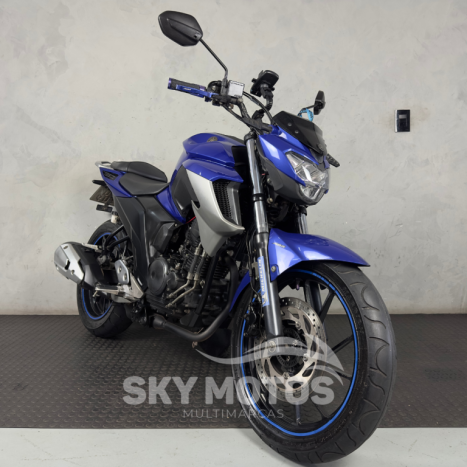 YAMAHA YS Fazer 250 , Foto 4