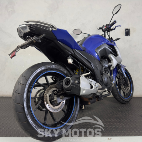 YAMAHA YS Fazer 250 , Foto 7