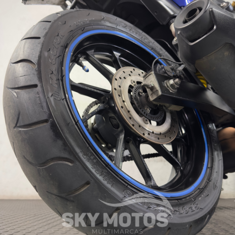 YAMAHA YS Fazer 250 , Foto 10