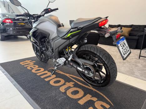 YAMAHA YS Fazer 250 , Foto 5