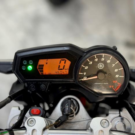 YAMAHA YS Fazer 250 , Foto 5