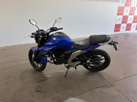 YAMAHA YS Fazer 250 , Foto 1