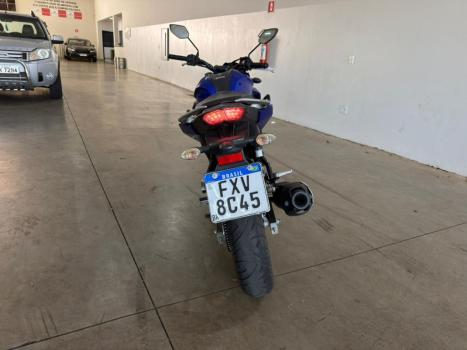YAMAHA YS Fazer 250 , Foto 4
