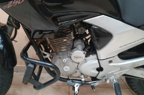 YAMAHA YS Fazer 250 , Foto 6