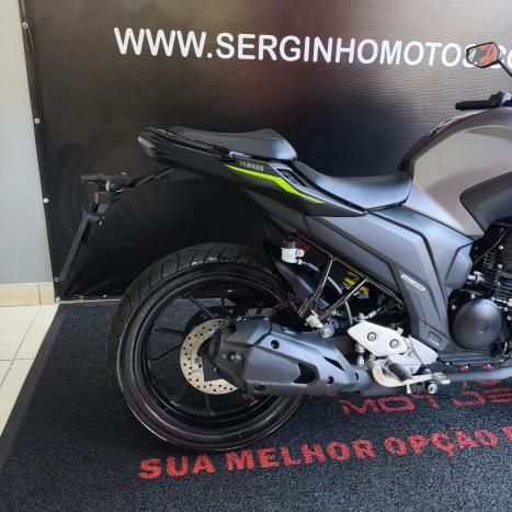YAMAHA YS Fazer 250 , Foto 2