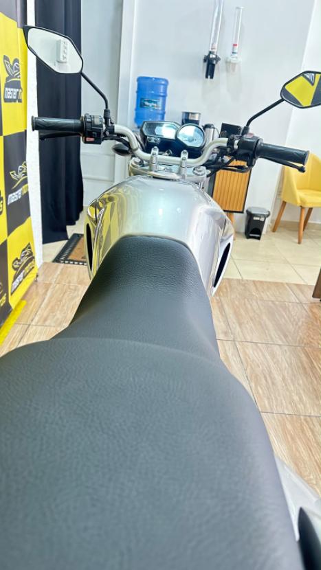 YAMAHA YS Fazer 250 , Foto 2