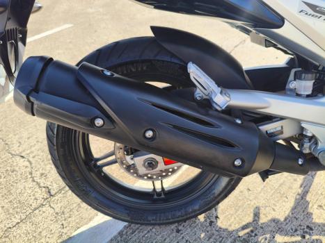 YAMAHA YS Fazer 250 , Foto 8