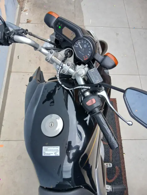 YAMAHA YS Fazer 250 , Foto 2