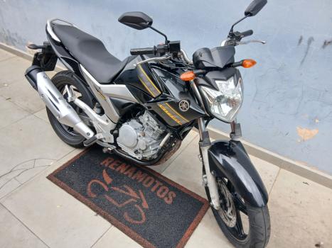 YAMAHA YS Fazer 250 , Foto 3