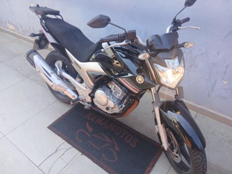YAMAHA YS Fazer 250 , Foto 8