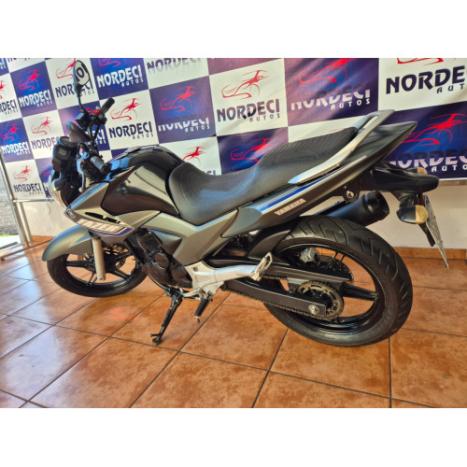 YAMAHA YZ 250 , Foto 3