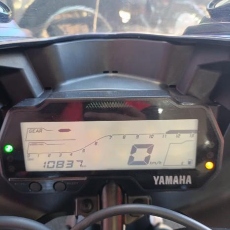 YAMAHA YZF R15 150 ABS, Foto 9