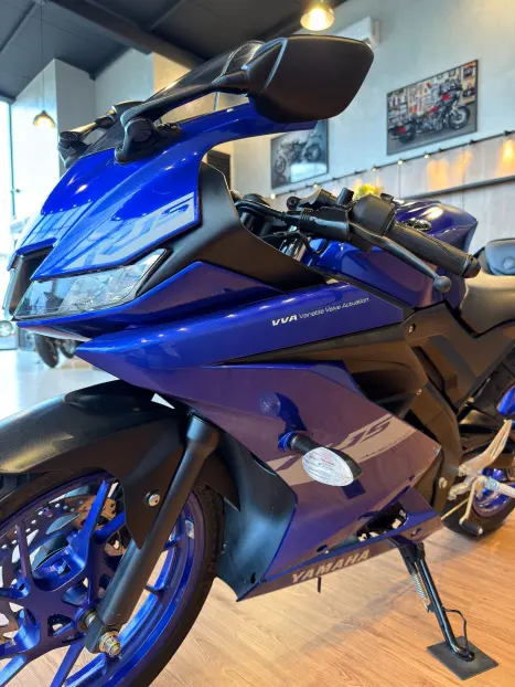 YAMAHA YZF R15 150 ABS, Foto 9
