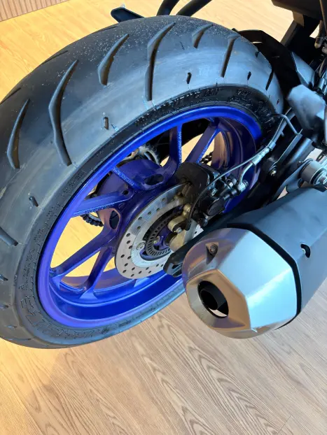 YAMAHA YZF R15 150 ABS, Foto 11