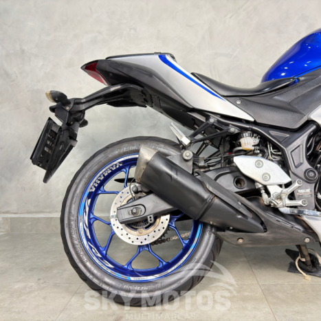 YAMAHA YZF R3 300 ABS, Foto 2