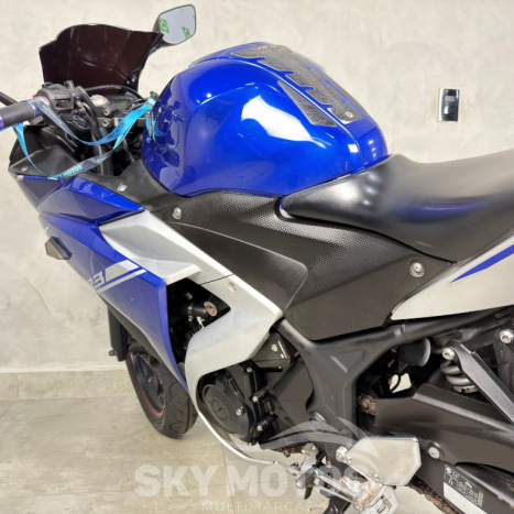 YAMAHA YZF R3 300 ABS, Foto 18