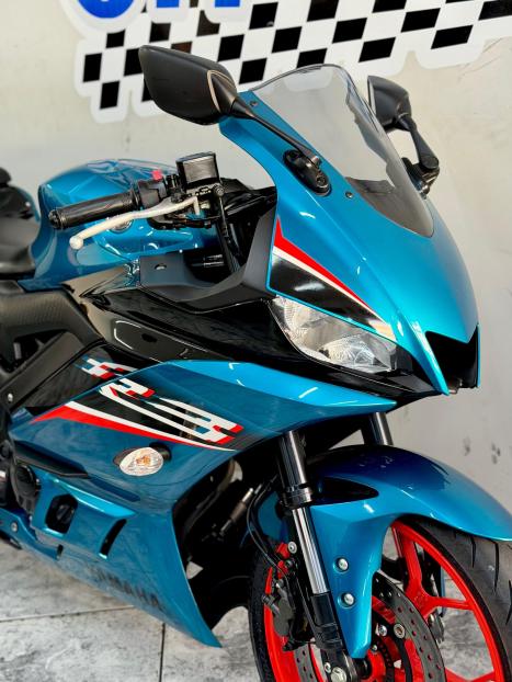 YAMAHA YZF R3 320 ABS, Foto 5