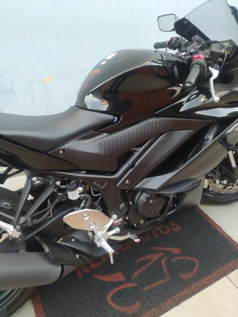YAMAHA YZF R3 320 ABS, Foto 8