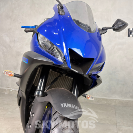 YAMAHA YZF R3 320 ABS, Foto 4