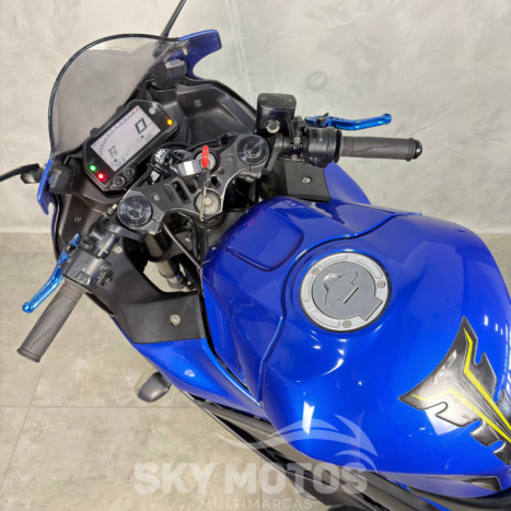 YAMAHA YZF R3 320 ABS, Foto 9