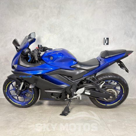 YAMAHA YZF R3 320 ABS, Foto 10