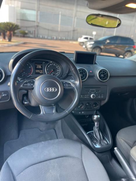 AUDI A1 1.4 16V TFSI ATRACTION S-TRONIC AUTOMTICO, Foto 3