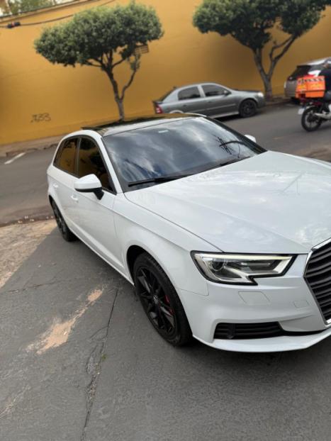 AUDI A3 1.4 16V 4P 35 TFSI SPORTBACK S LINE LIMITED TIPTRONIC AUTOMTICO, Foto 3