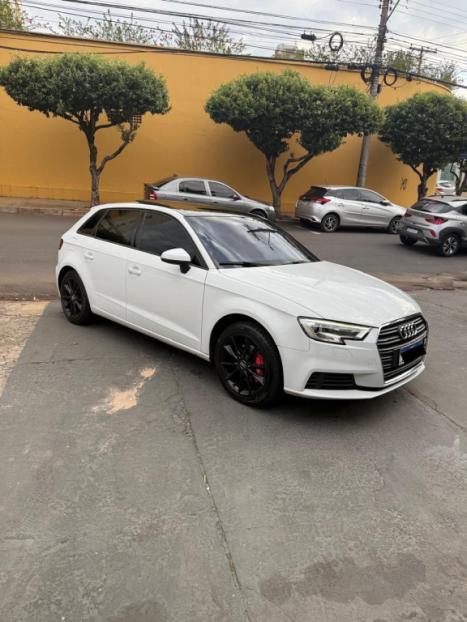 AUDI A3 1.4 16V 4P 35 TFSI SPORTBACK S LINE LIMITED TIPTRONIC AUTOMTICO, Foto 8