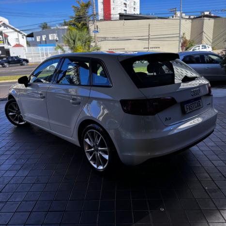 AUDI A3 1.4 16V 4P TFSI SPORTBACK S-TRONIC AUTOMTICO, Foto 6
