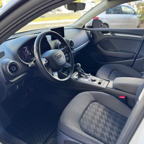 AUDI A3 1.4 16V 4P TFSI SPORTBACK S-TRONIC AUTOMTICO, Foto 9