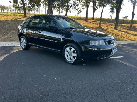 AUDI A3 1.8 4P, Foto 3