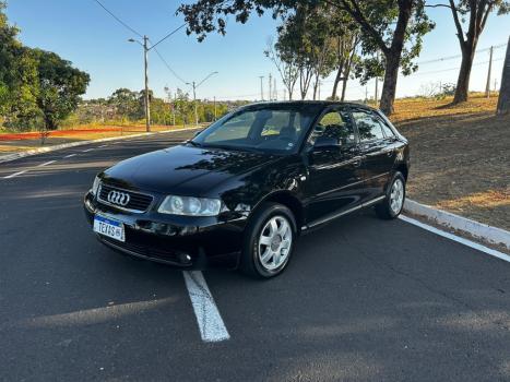 AUDI A3 1.8 4P, Foto 4