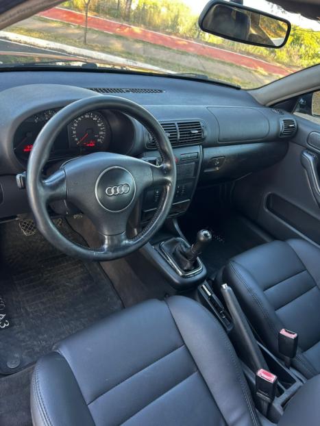 AUDI A3 1.8 4P, Foto 12