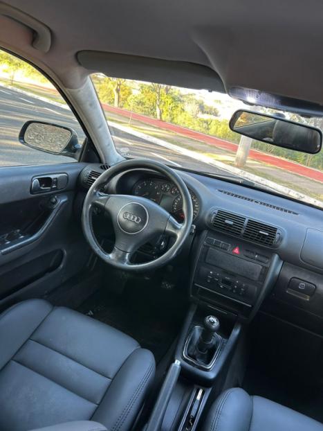 AUDI A3 1.8 4P, Foto 11