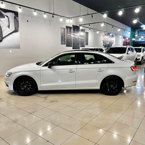 AUDI A3 Sedan 1.8 16V 4P TFSI AMBITION S-TRONIC AUTOMTICO, Foto 4