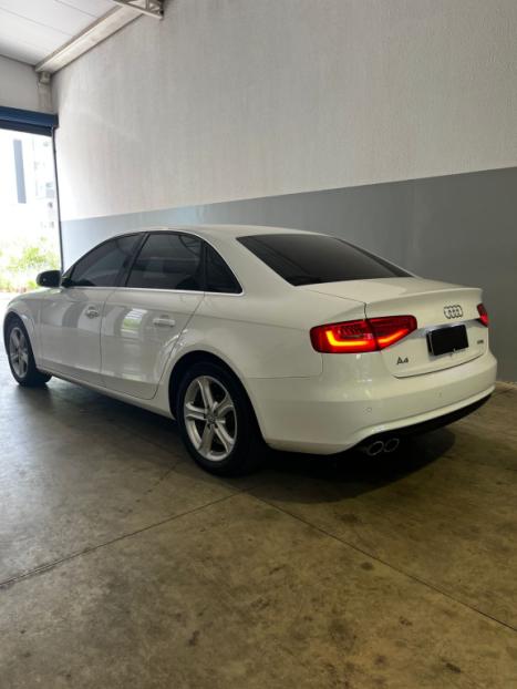 AUDI A4 1.8 4P TFSI AMABIENTE MULTITRONIC AUTOMTICO, Foto 5