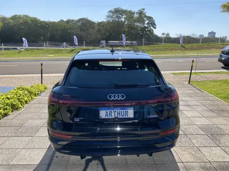 AUDI E-Tron ELTRICO 4P SPORTBACK PERFORMANCE QUATTRO, Foto 5