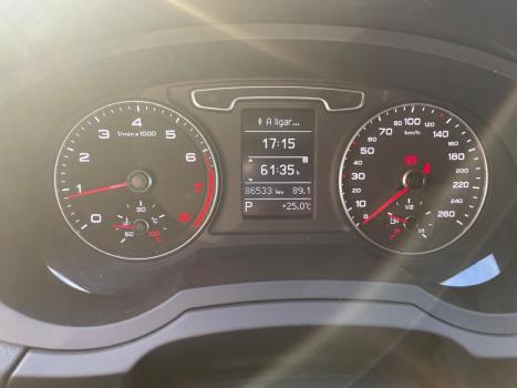AUDI Q3 1.4 4P TFSI AMBIENTE S-TRONIC AUTOMTICO, Foto 9