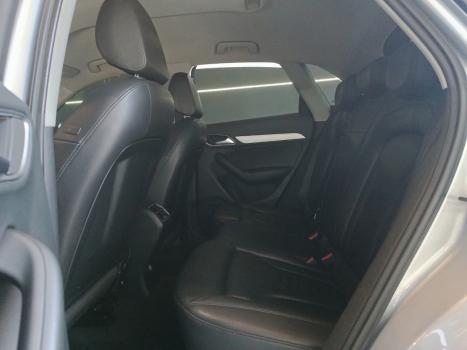 AUDI Q3 1.4 4P TFSI AMBIENTE S-TRONIC AUTOMTICO, Foto 9