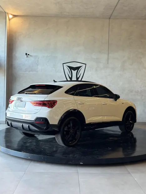 AUDI Q3 2.0 4P 40 TFSI SPORTBACK PERFORMANCE QUATTRO TIPTRONIC AUTOMTICO, Foto 5