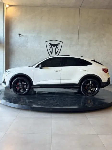AUDI Q3 2.0 4P 40 TFSI SPORTBACK PERFORMANCE QUATTRO TIPTRONIC AUTOMTICO, Foto 8