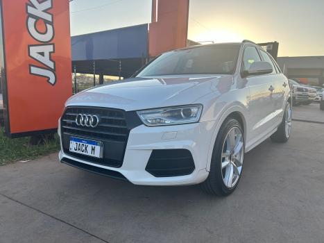 AUDI Q3 2.0 4P TFSI AMBIENTE QUATTRO S-TRONIC AUTOMTICO, Foto 4