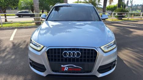 AUDI Q3 2.0 4P TFSI AMBIENTE QUATTRO S-TRONIC AUTOMTICO, Foto 3