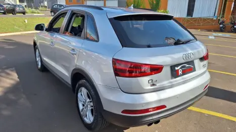 AUDI Q3 2.0 4P TFSI AMBIENTE QUATTRO S-TRONIC AUTOMTICO, Foto 5